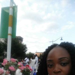 Meet your Posher, Crystal